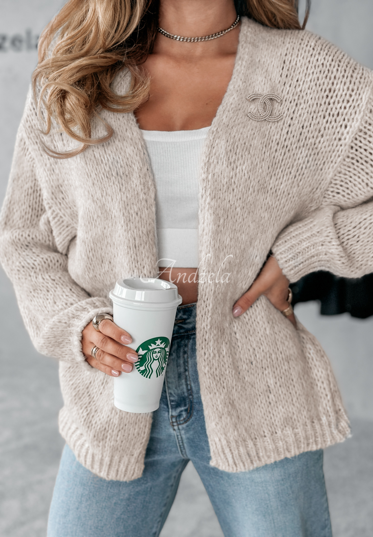 Kurze Oversize-Strickjacke For Today hellbeige