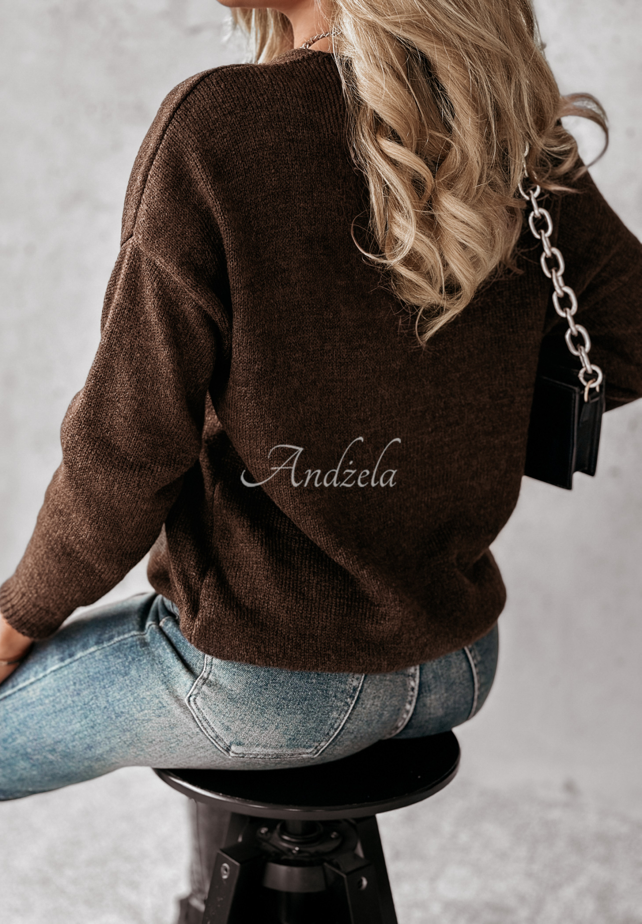 Pullover mit Ausschnitt Caffe Latte Schokoladenbraun