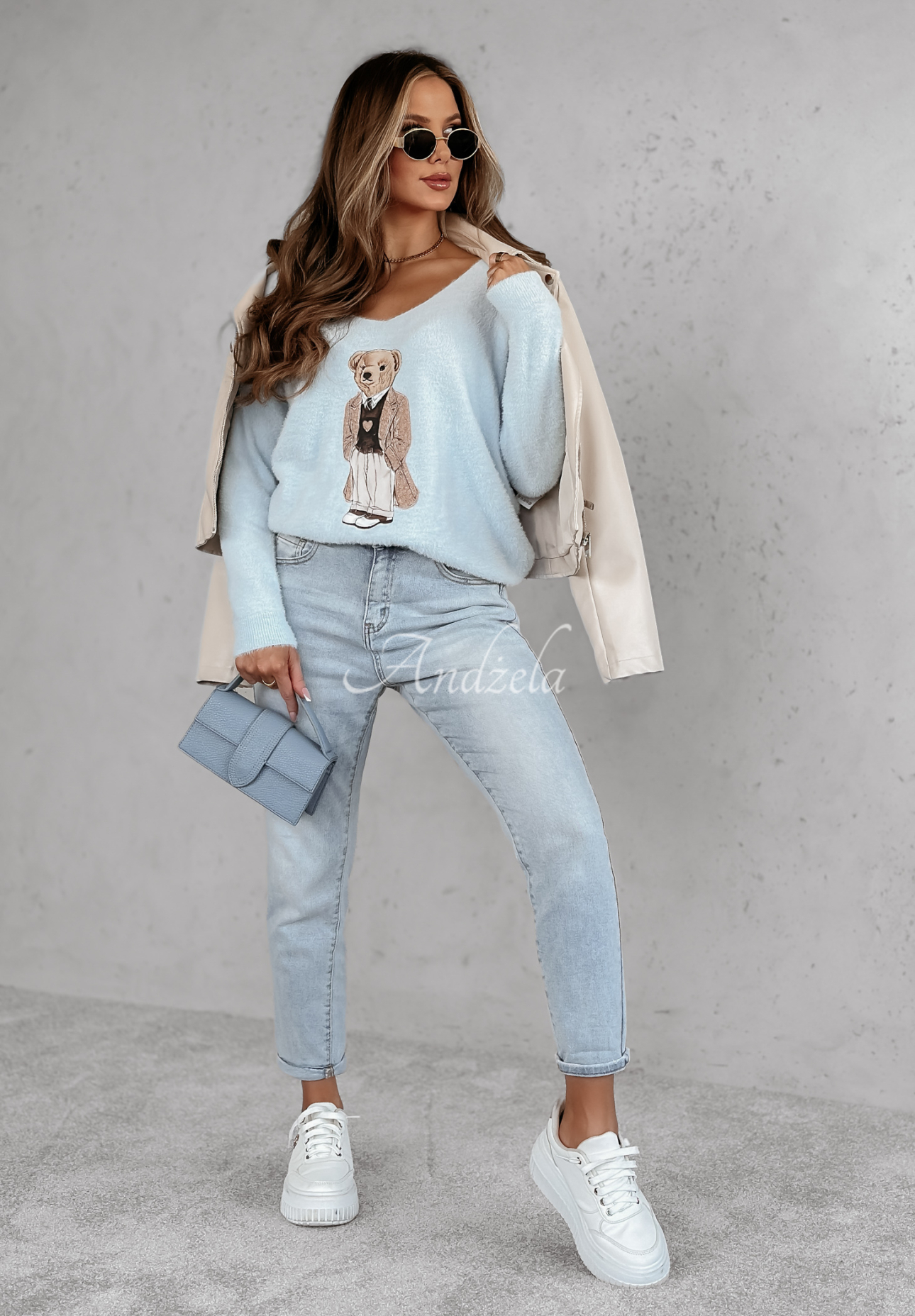 Oversize Pullover mit Teddybär Casual Teddy Himmelblau