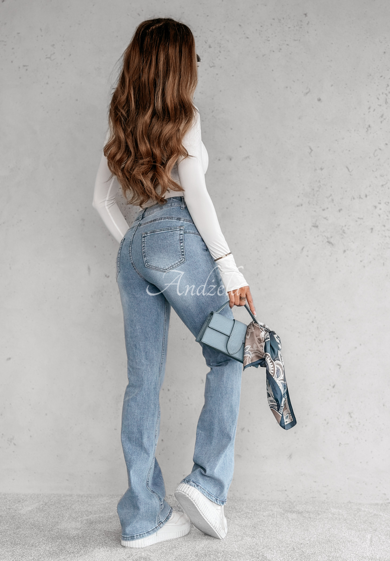 Ausgestellte Jeans Feeling Adorable Blau