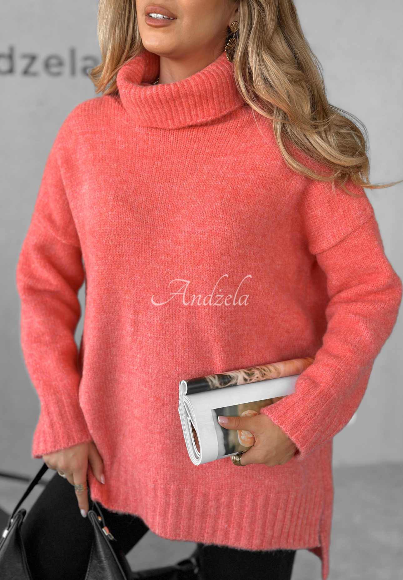 Sweter oversize z golfem Benin koralowy