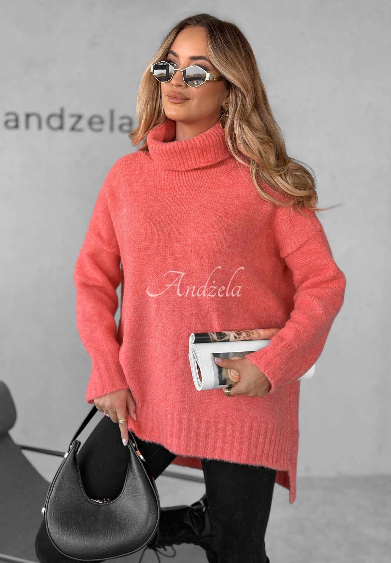 Sweter oversize z golfem Benin koralowy