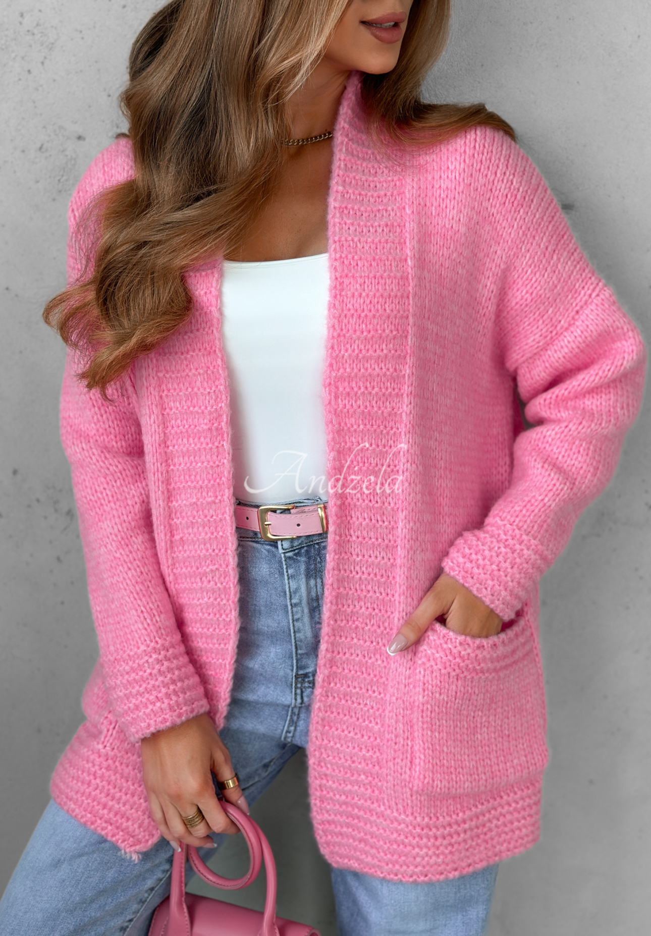 Kurze oversize Strickjacke Cozy Drape Rosa