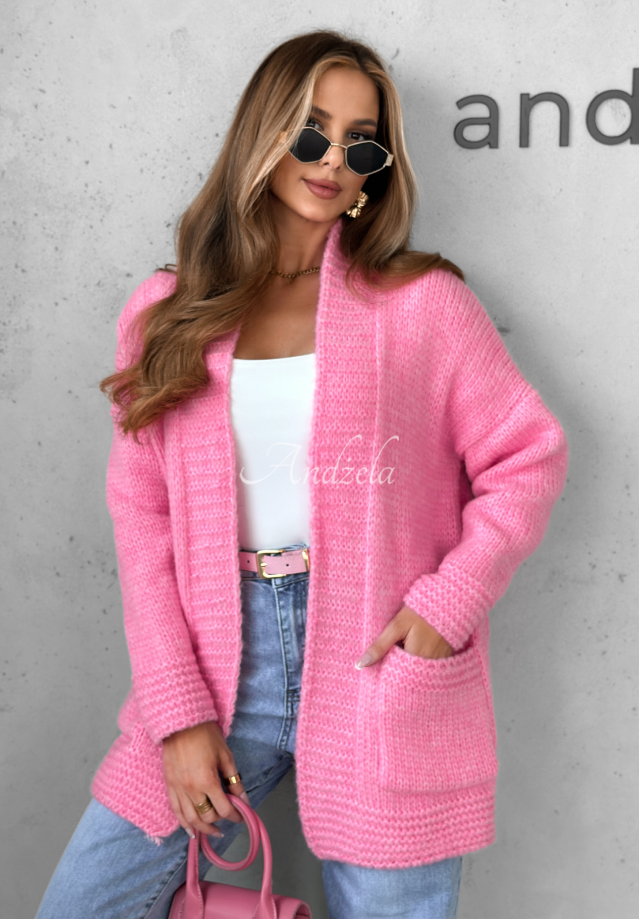 Kurze oversize Strickjacke Cozy Drape Rosa