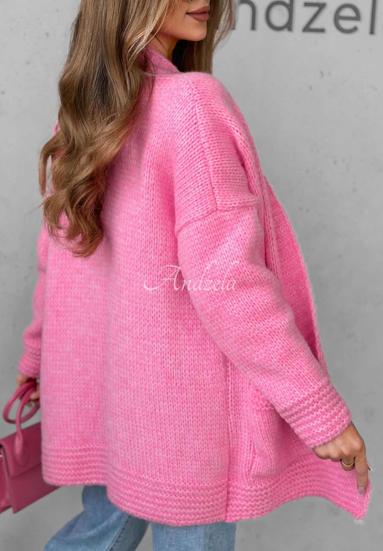 Kurze oversize Strickjacke Cozy Drape Rosa