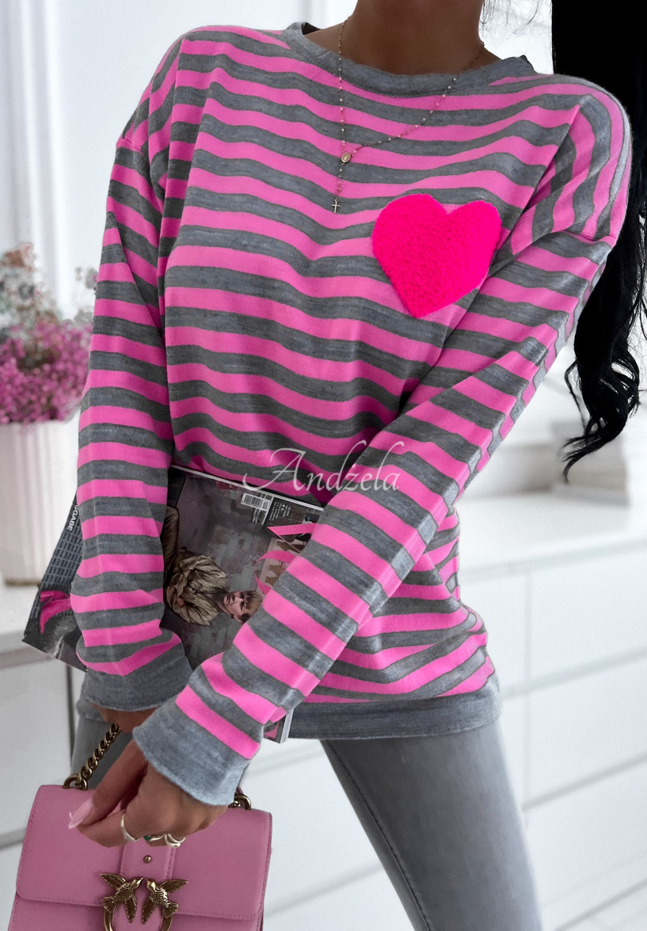 Gestreifter Pullover mit Herzen Beats For You grau-rosa