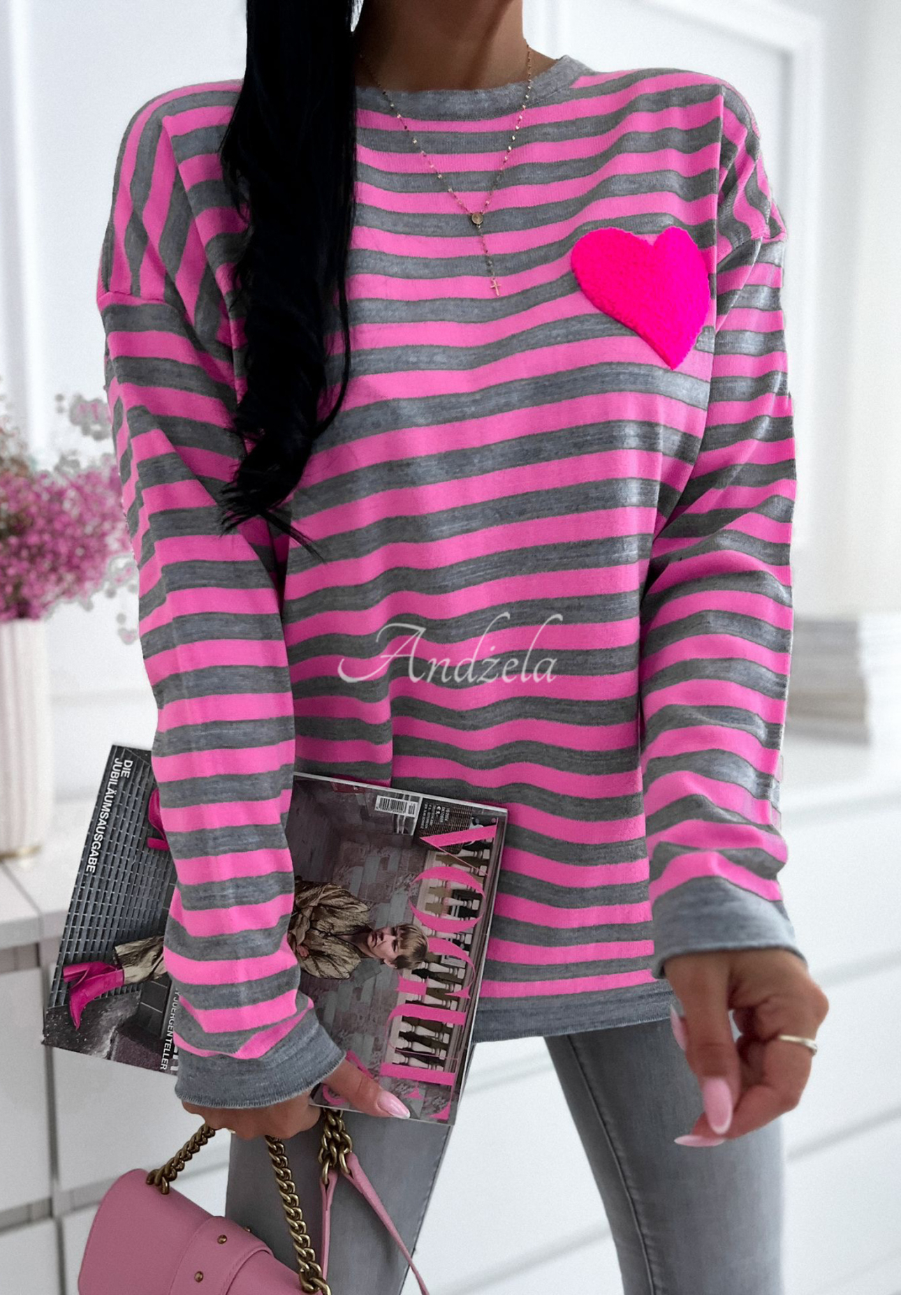 Gestreifter Pullover mit Herzen Beats For You grau-rosa