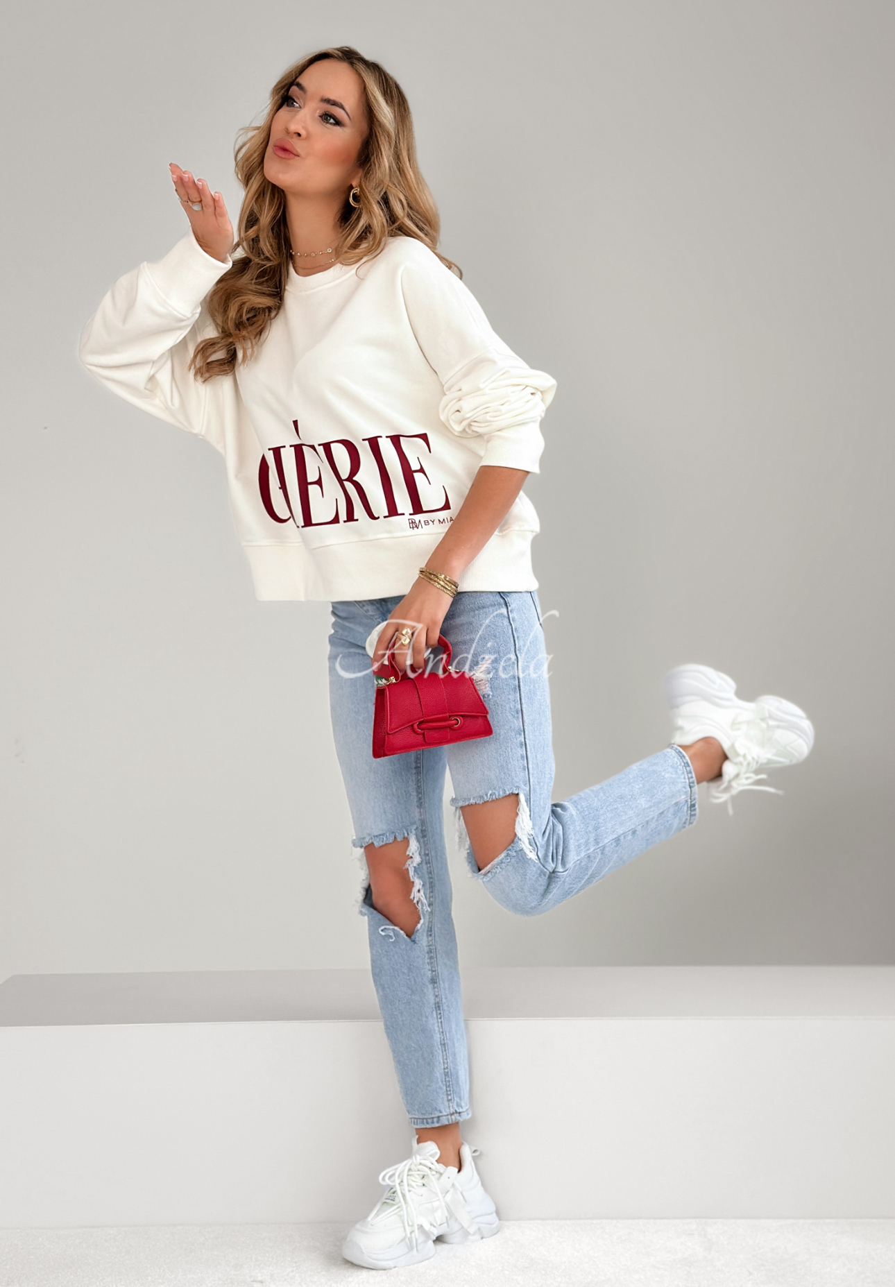 Oversize Sweatshirt mit Print Cherie Ecru