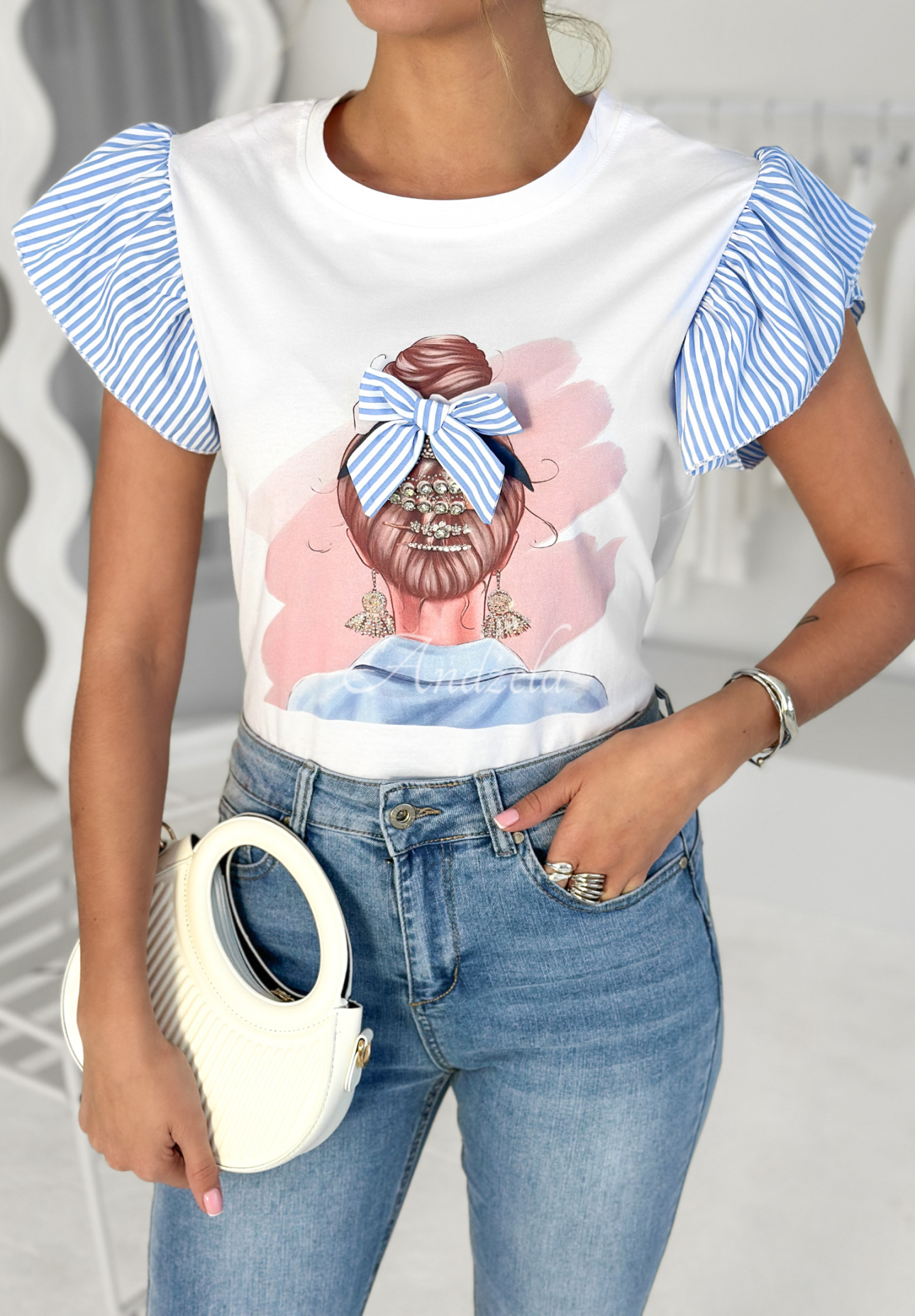 TT-Shirt mit dekorativer Applikation Girly Girl Weiß