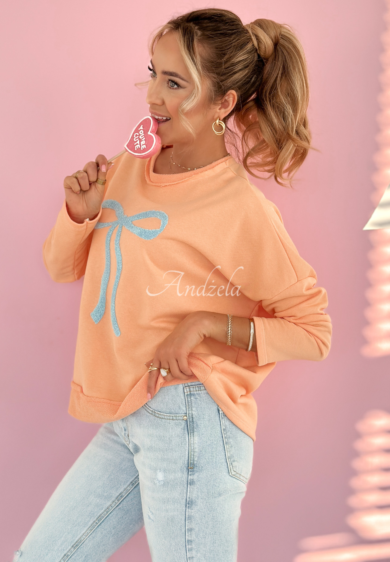 Oversize-Sweatshirt mit Schleife Dear To Me Orange