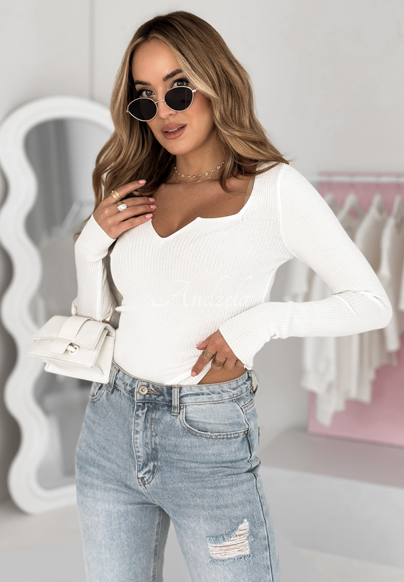 Gerippte Bluse mit Ausschnitt Alaya Ecru