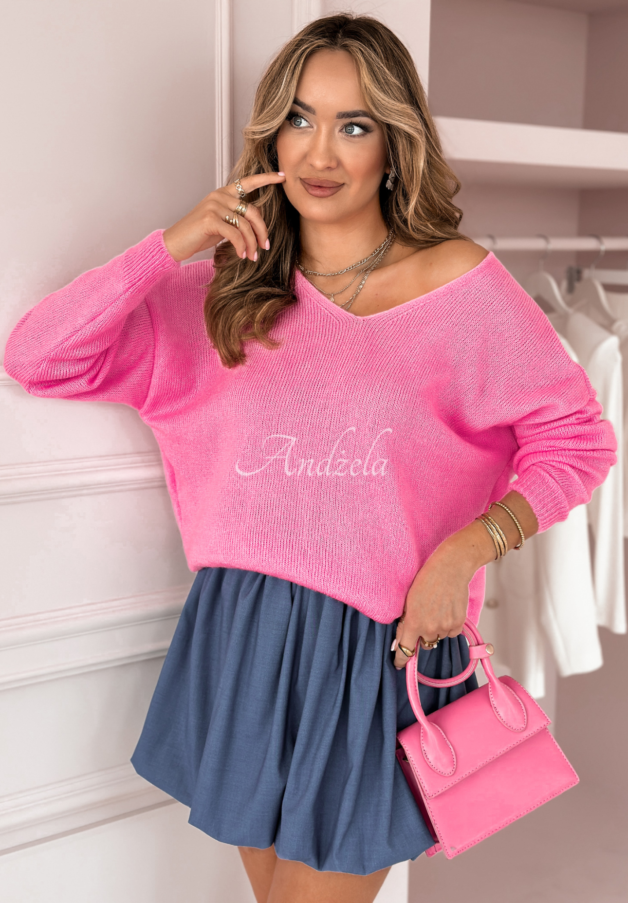 Sweater with neckline Caffe Latte pink