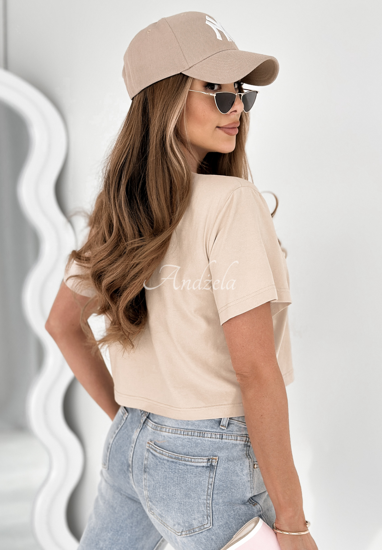 Kurzes T-Shirt Hey Darling Beige