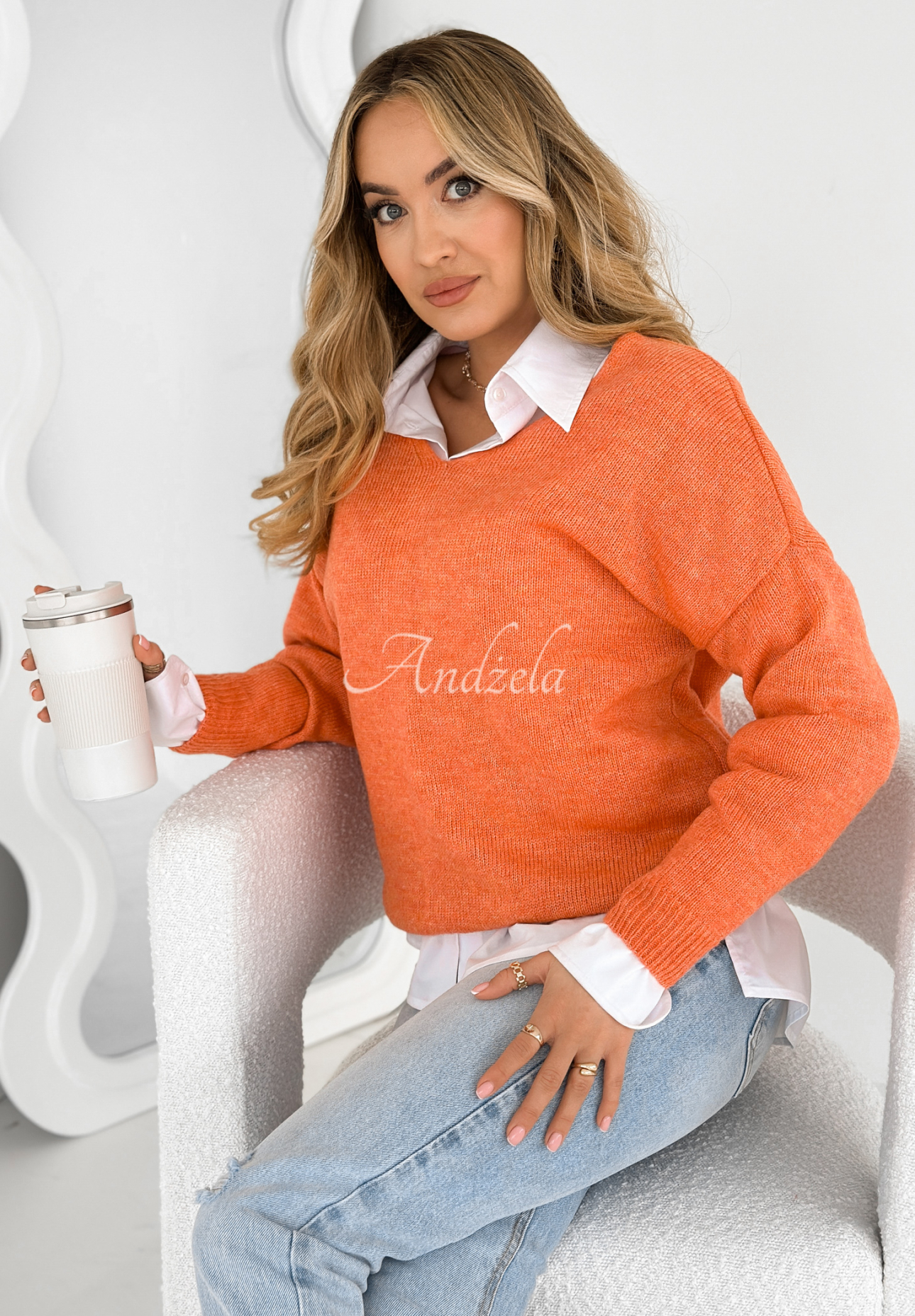 Pullover mit Ausschnitt Caffe Latte Orange