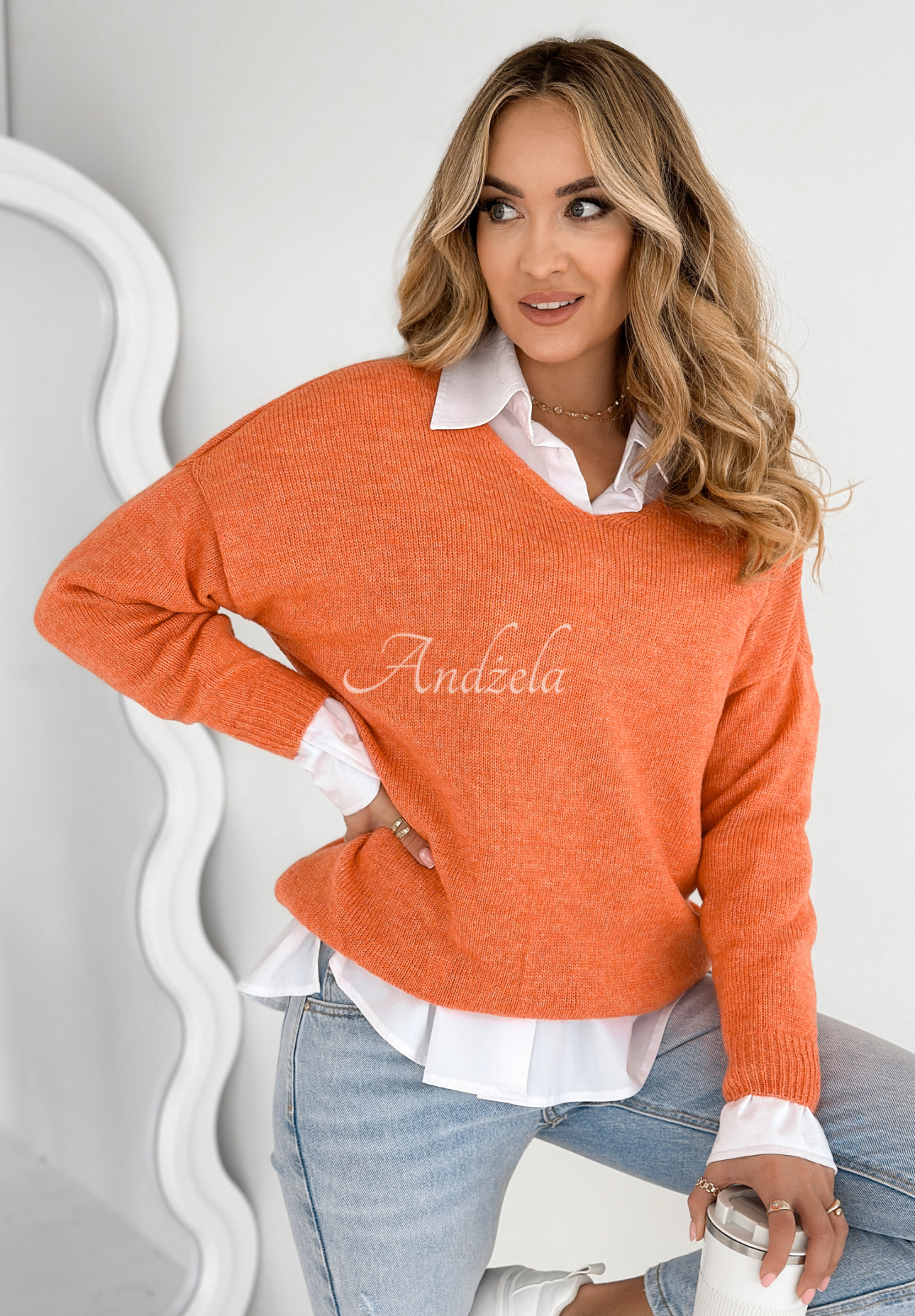 Pullover mit Ausschnitt Caffe Latte Orange