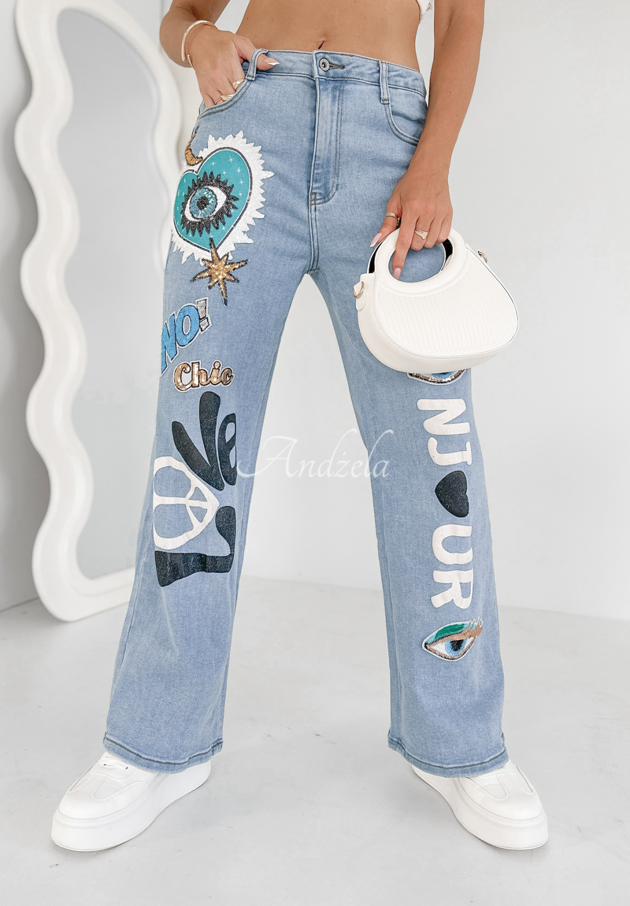 Denim-Hose mit Aufnähern Bonjour Chic Blau