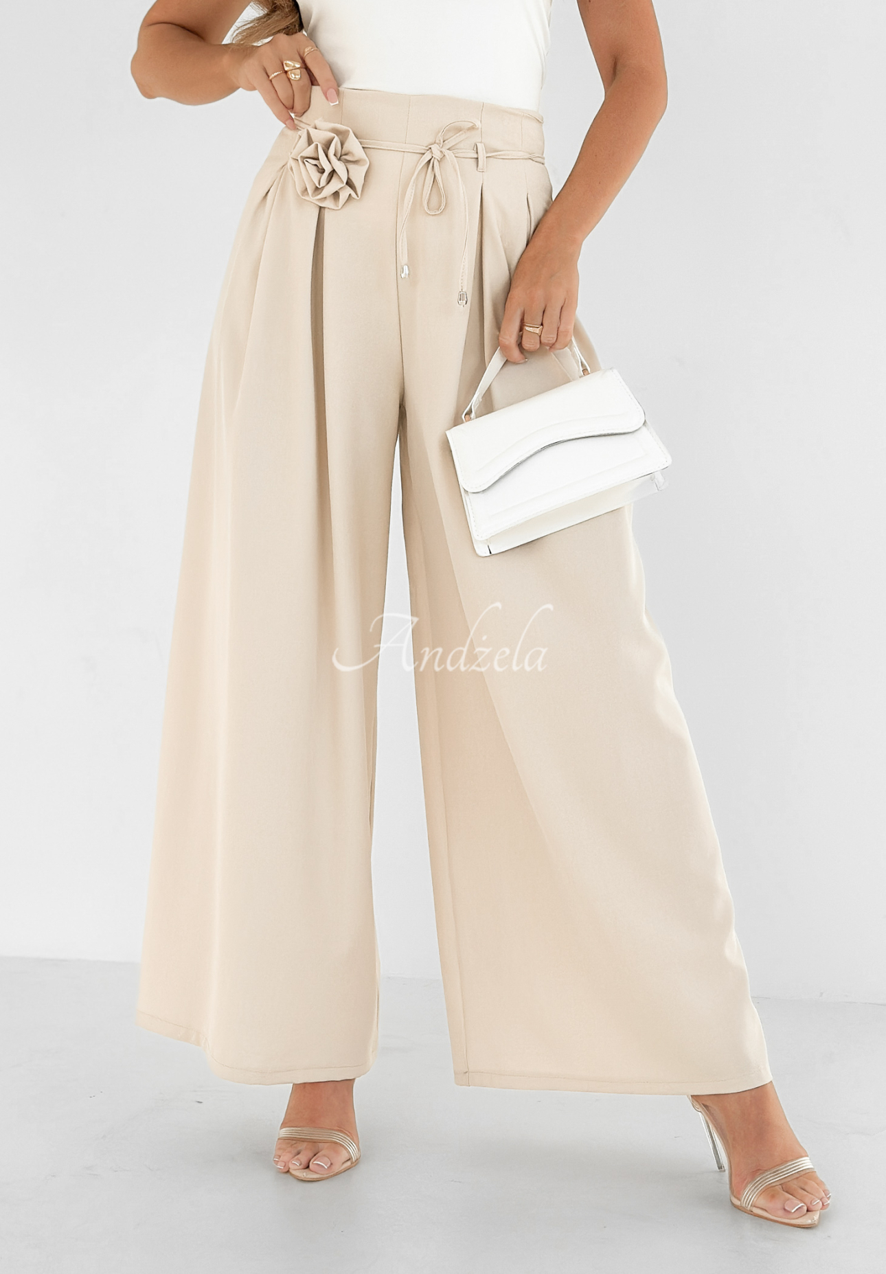 Stoffhose wide leg mit Rose Make Me Happier Beige