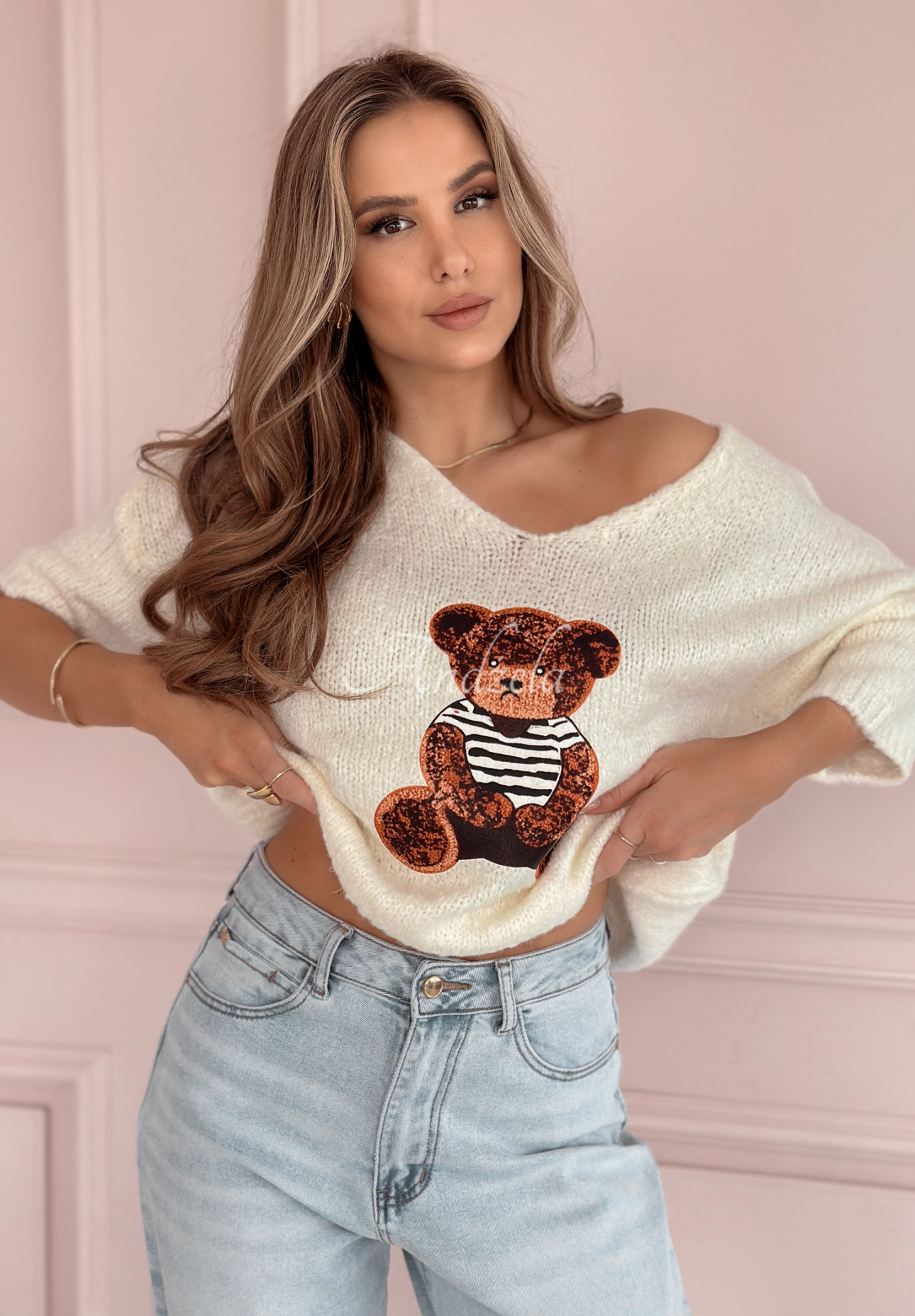 Oversize-Pullover mit Teddybär Bear Signature Ecru