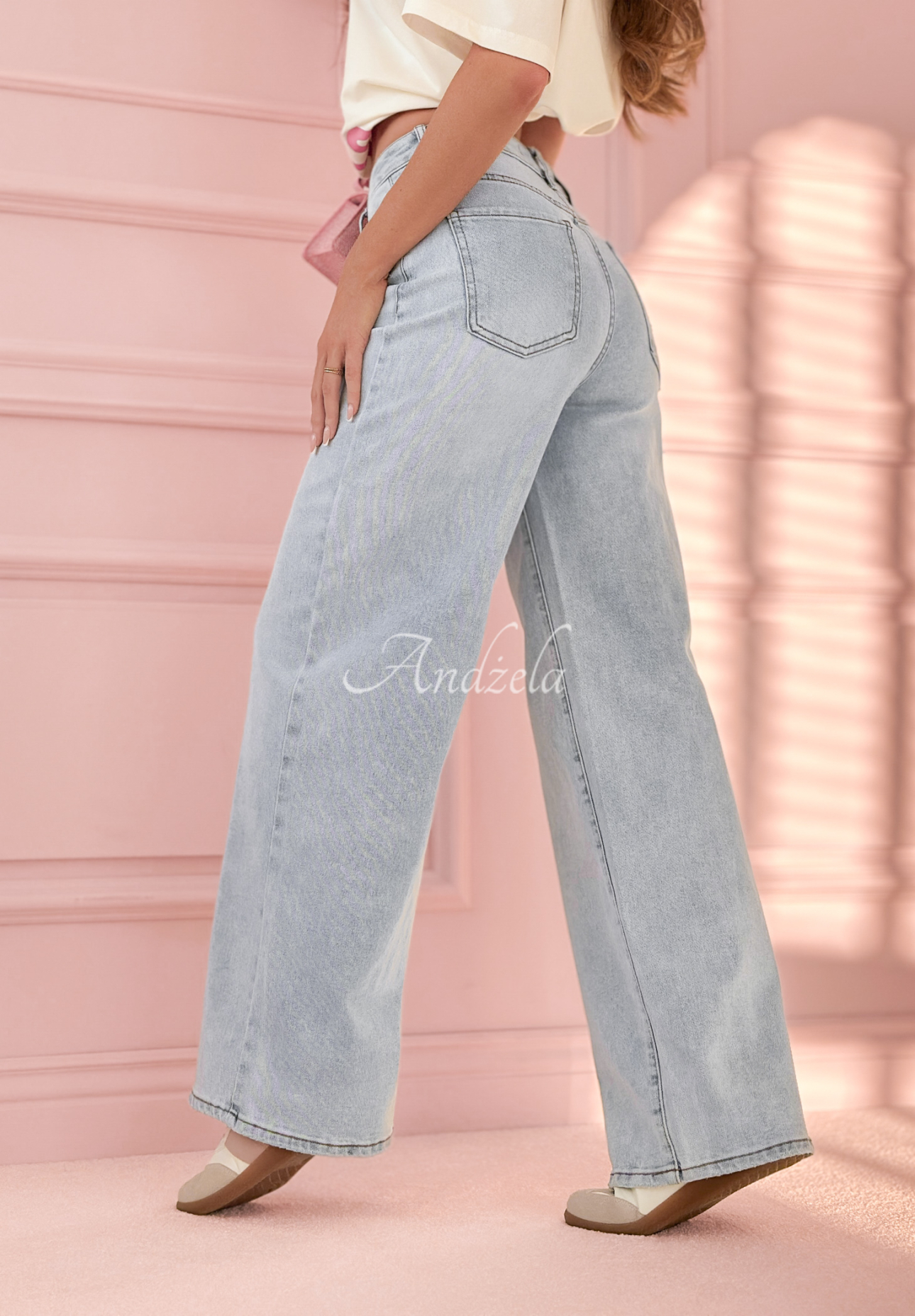 Jeanshose wide leg More Than Anything Hellblau