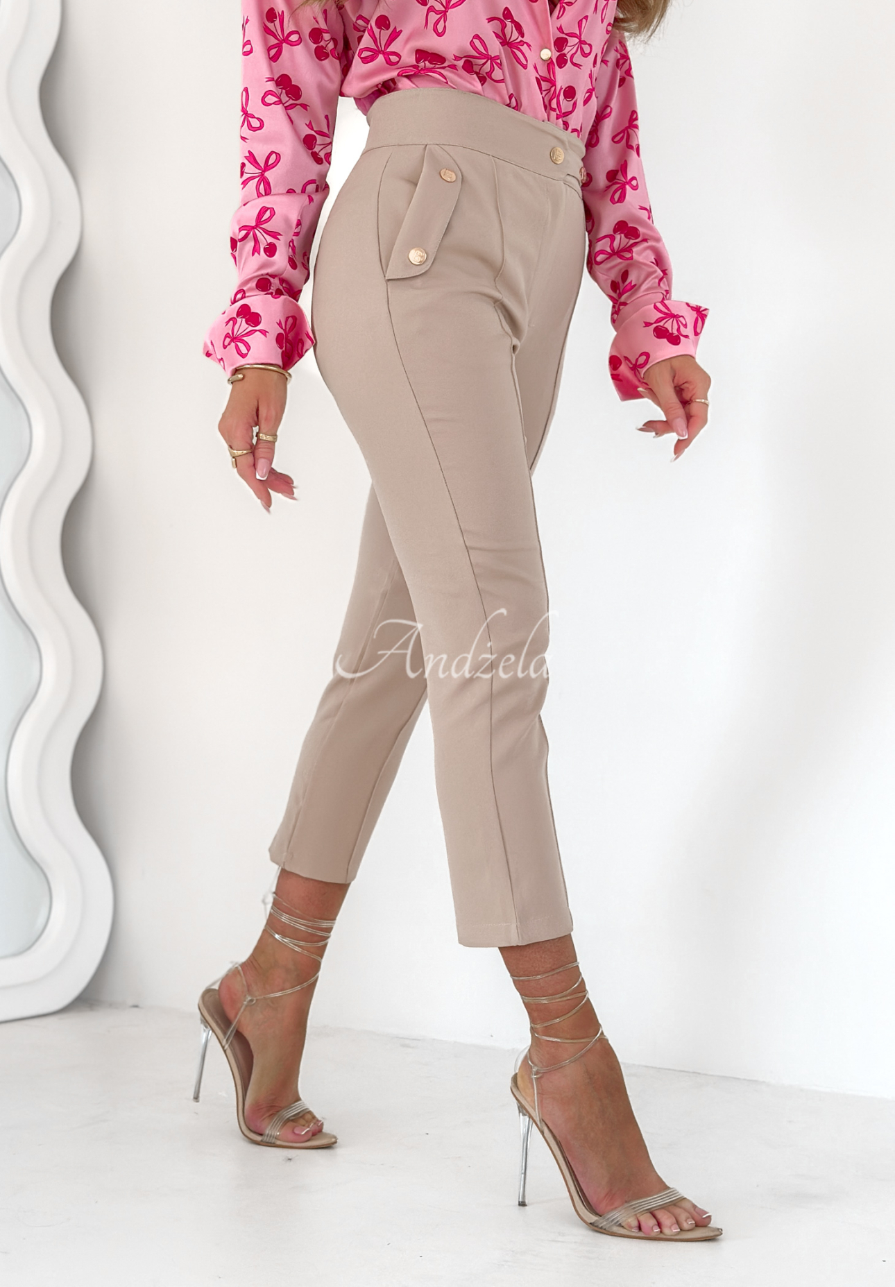 Zigarettenhose The Female Beige