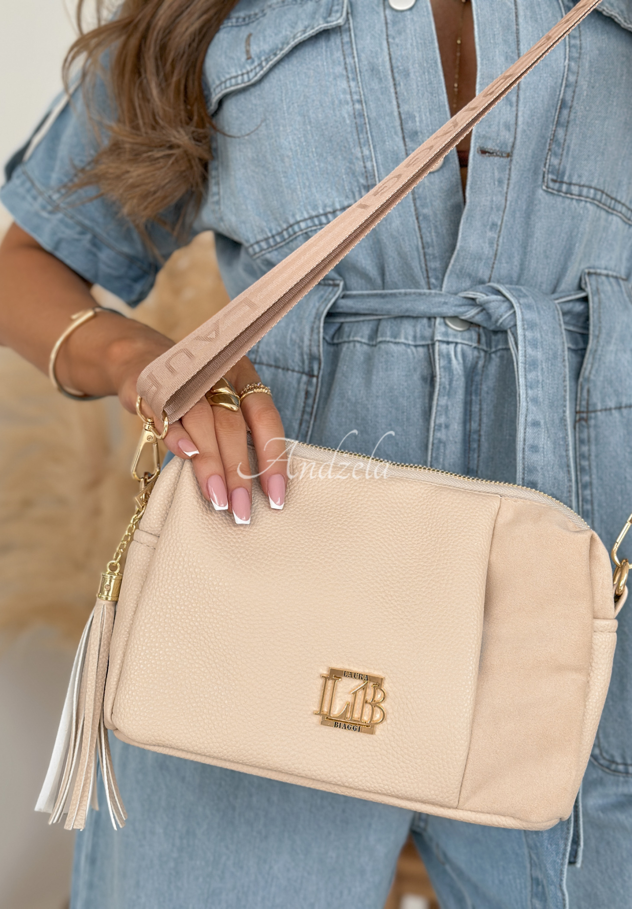 Lederhandtasche No One Above You Beige