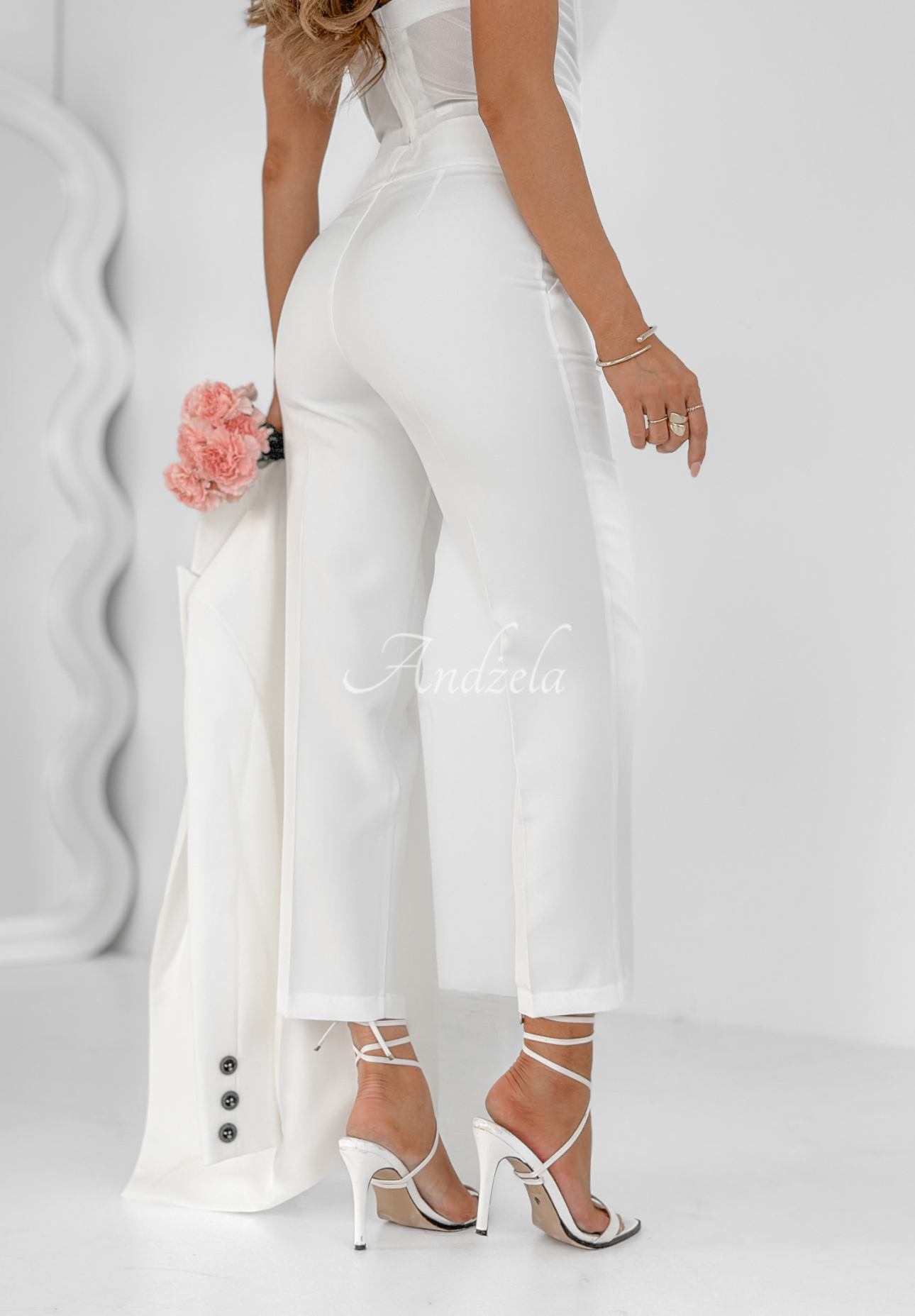 Elegant cigarette pants Runway Ready ecru