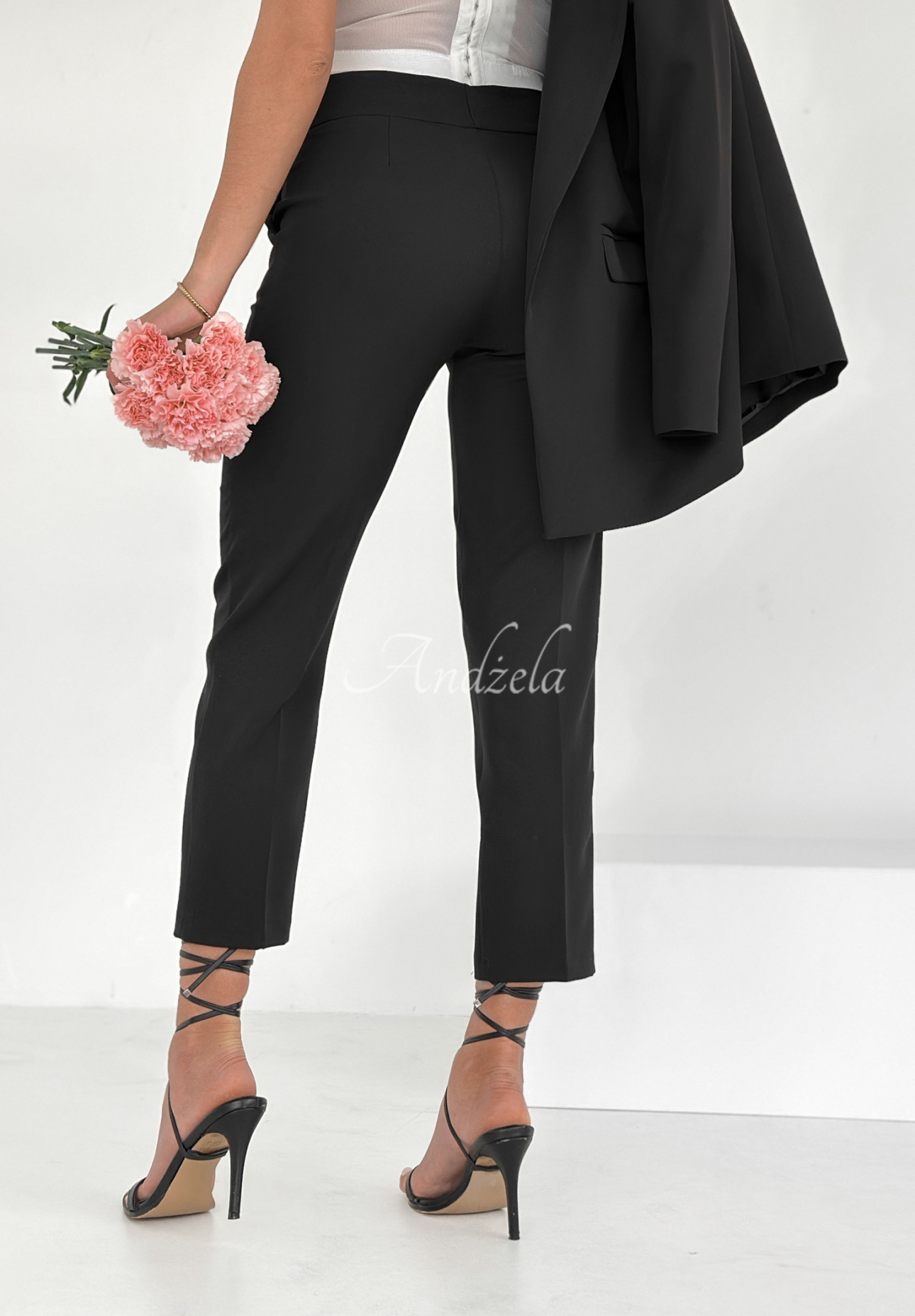 Elegante Zigarettenhose Runway Ready Schwarz