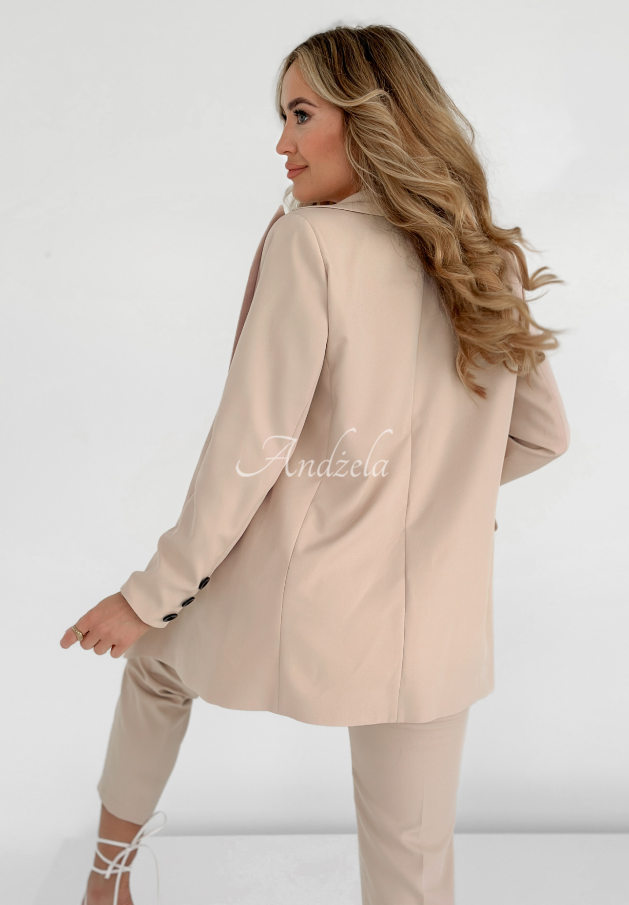 Runway Ready jacket beige