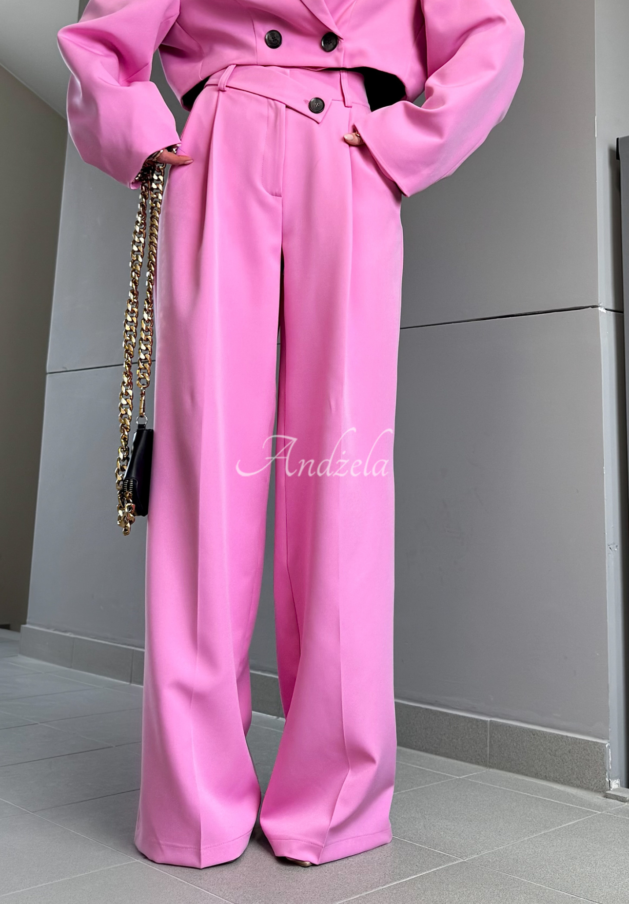 La Milla Do Something pink fabric wide leg pants