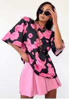 T-Shirt oversize w kwiaty La Miila Le Fleur Schwarz-Rosa