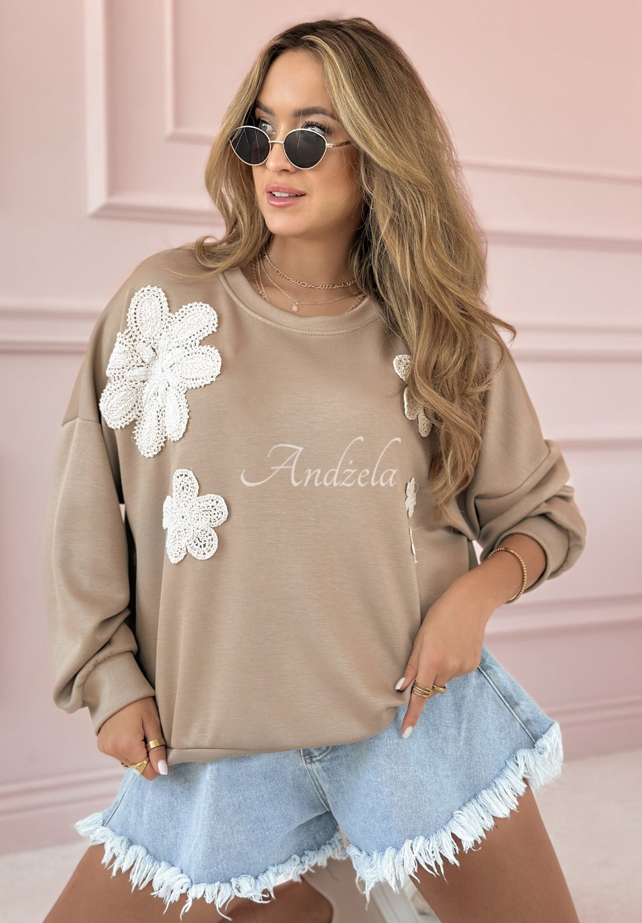 Sweatshirt mit dekorativer Applikation Sense For Flowers Beige