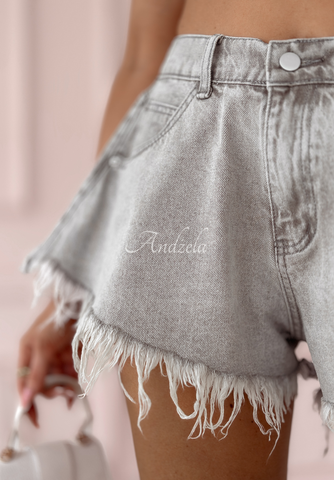 Denim-Shorts mit weitem Bein Endless Blue hellgrau