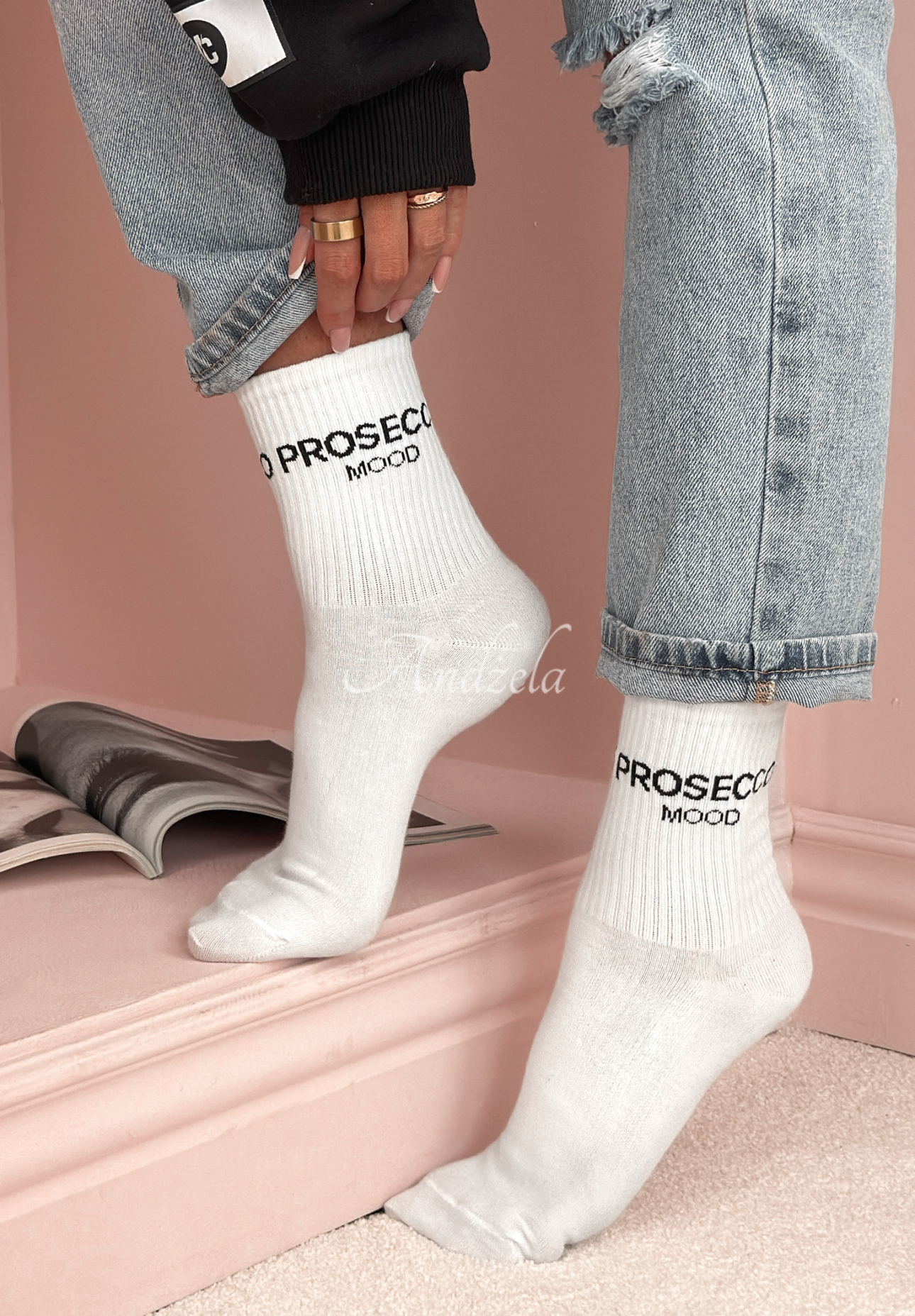 Lange Socken mit Schriftzügen Prosecco Mood Weiß