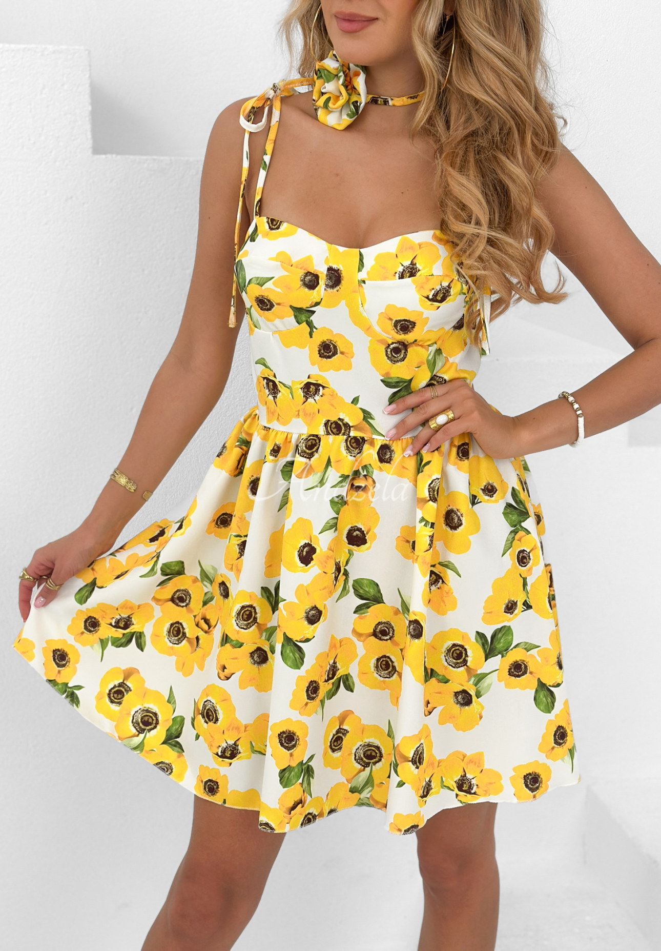 Blush floral dress with choker Summer Festivals white