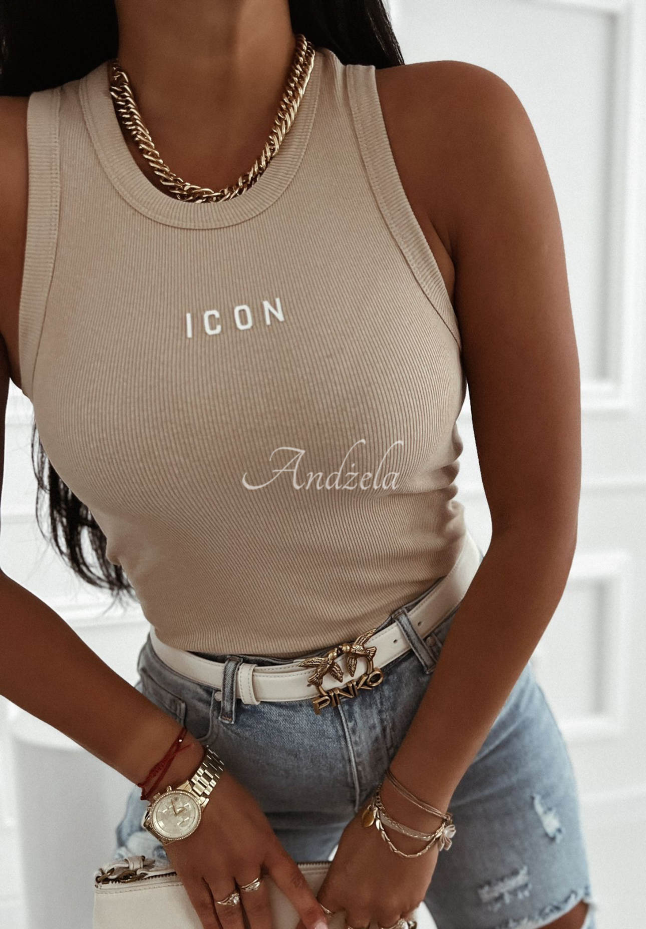 Ribbed top with Icon lettering beige