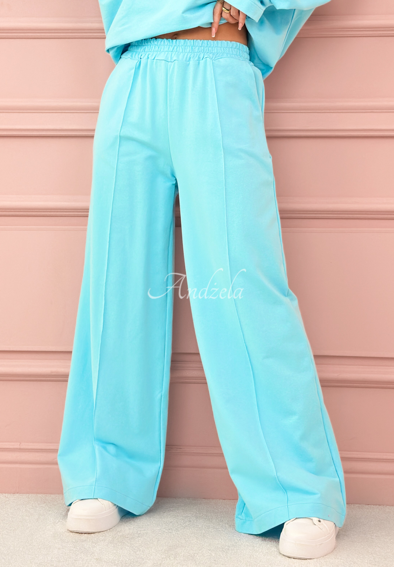 Come Home blue tracksuit set
