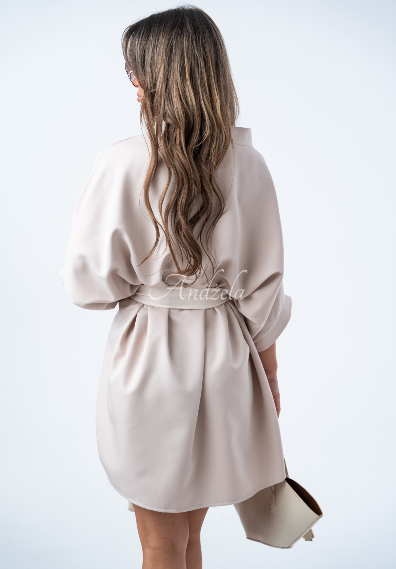 Kleid mit Gürtel Self Healing Beige