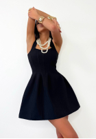 Rozkloszowana sukienka na ramiączkach La Milla Crystal Wealth czarna