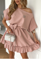 Trapezowa Kleid z falbankami i paskiem Your Solitude Puderrosa