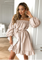 Sukienka Kleid im spanischen Stil z paskiem More Than That Beige