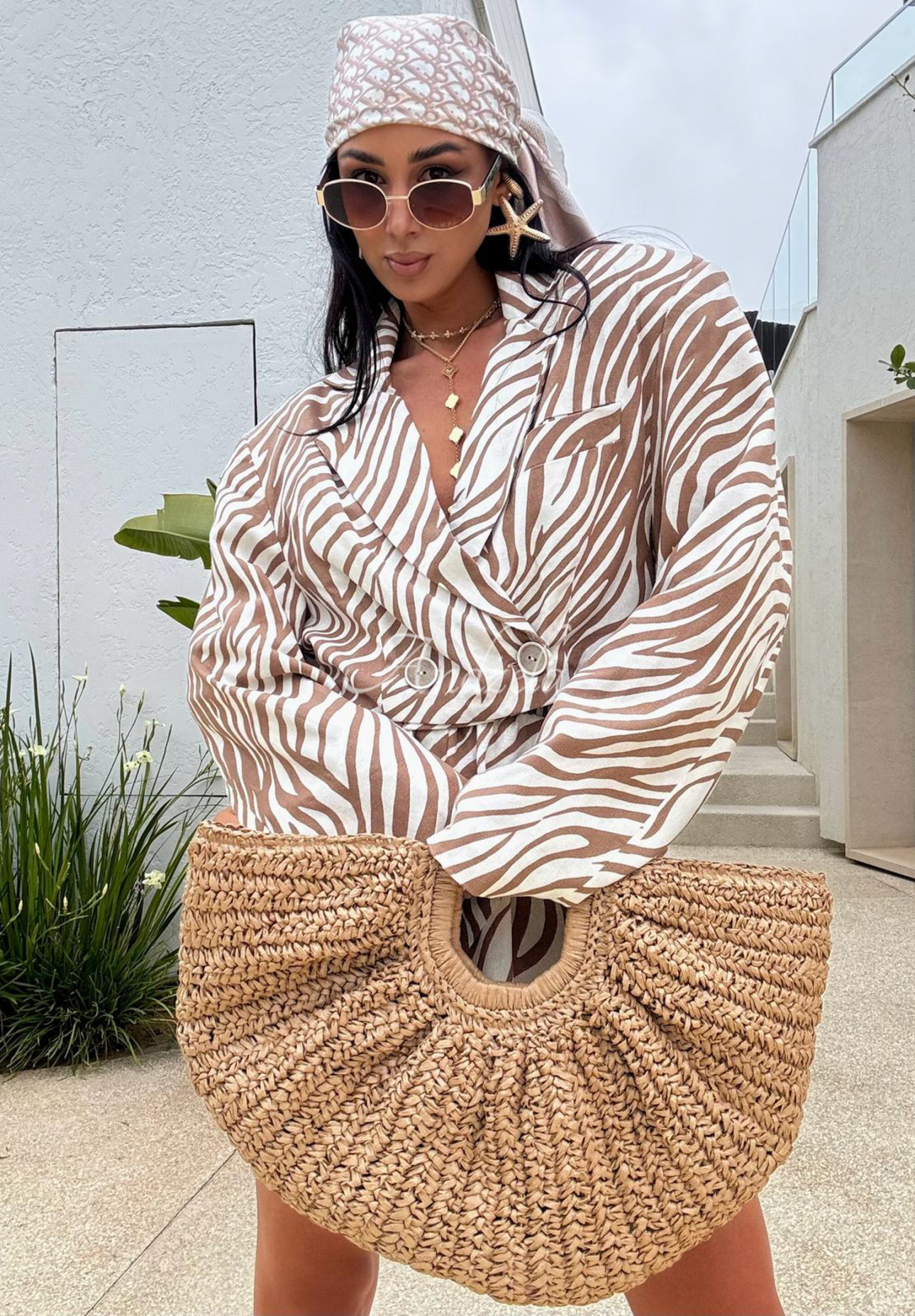 Linen zebra jacket and shorts set La Milla Beautiful Love Story white and beige