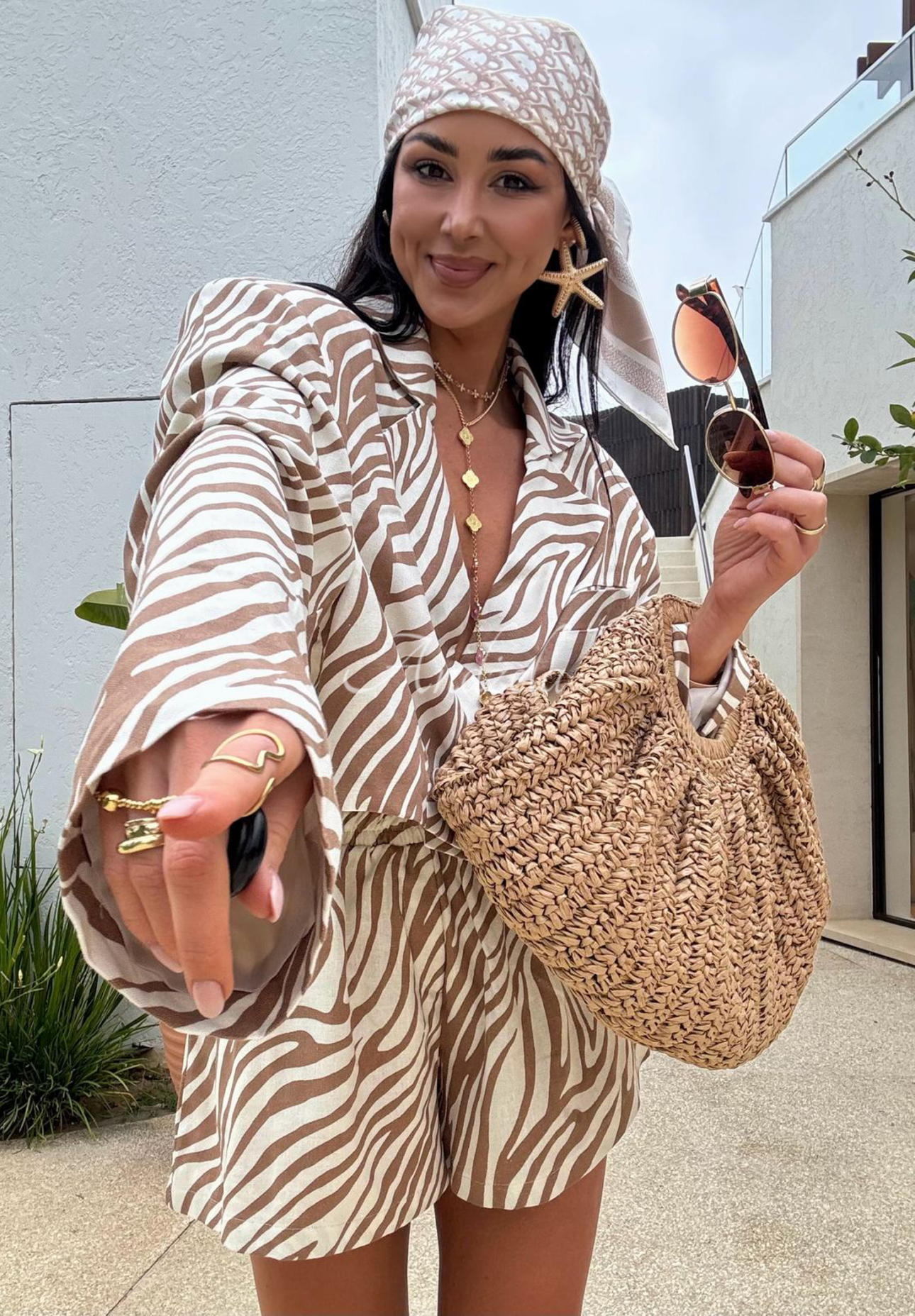 Linen zebra jacket and shorts set La Milla Beautiful Love Story white and beige