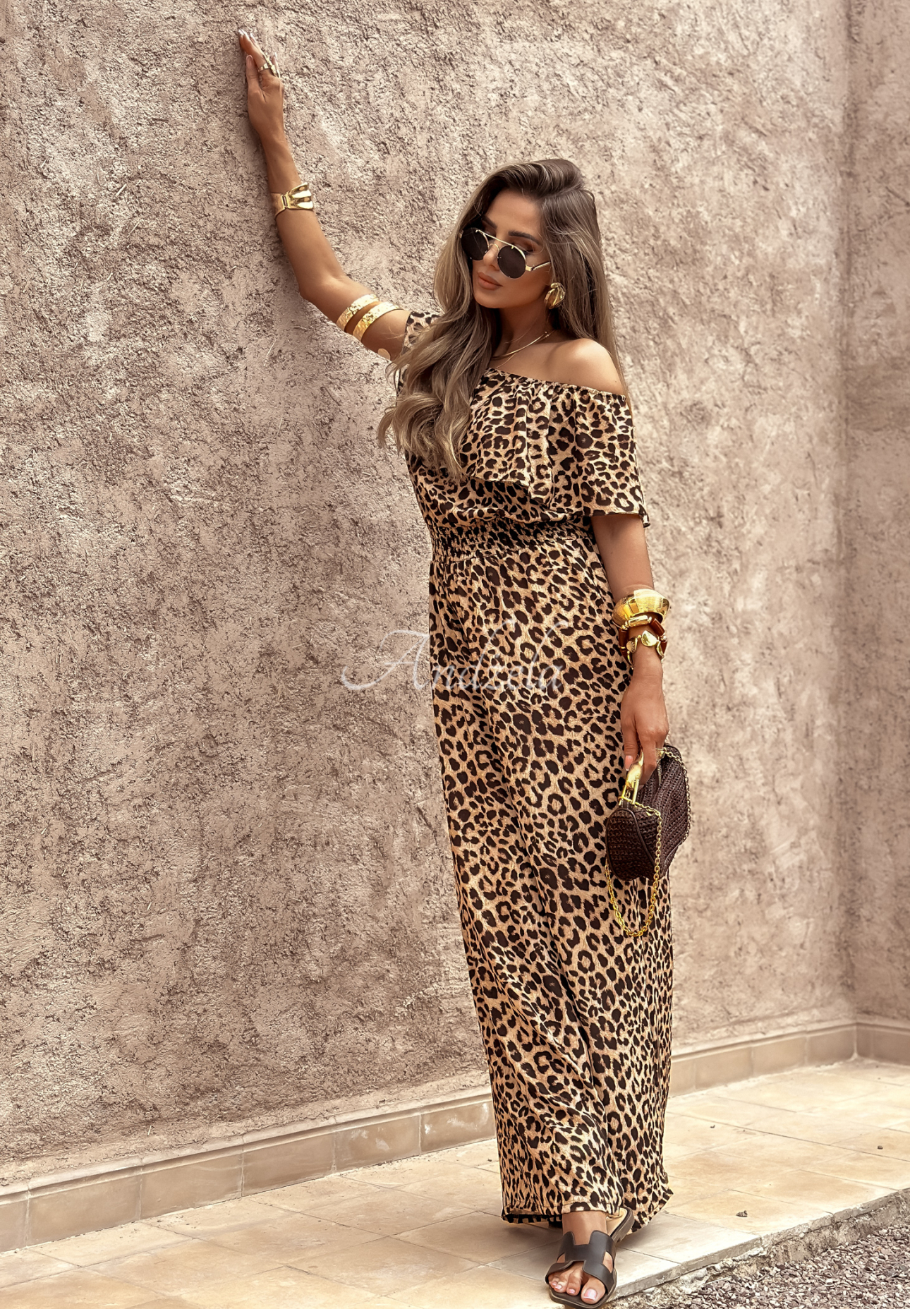Langer Offshoulder Jumpsuit im Leopardenmuster Secret Lagoons Beige
