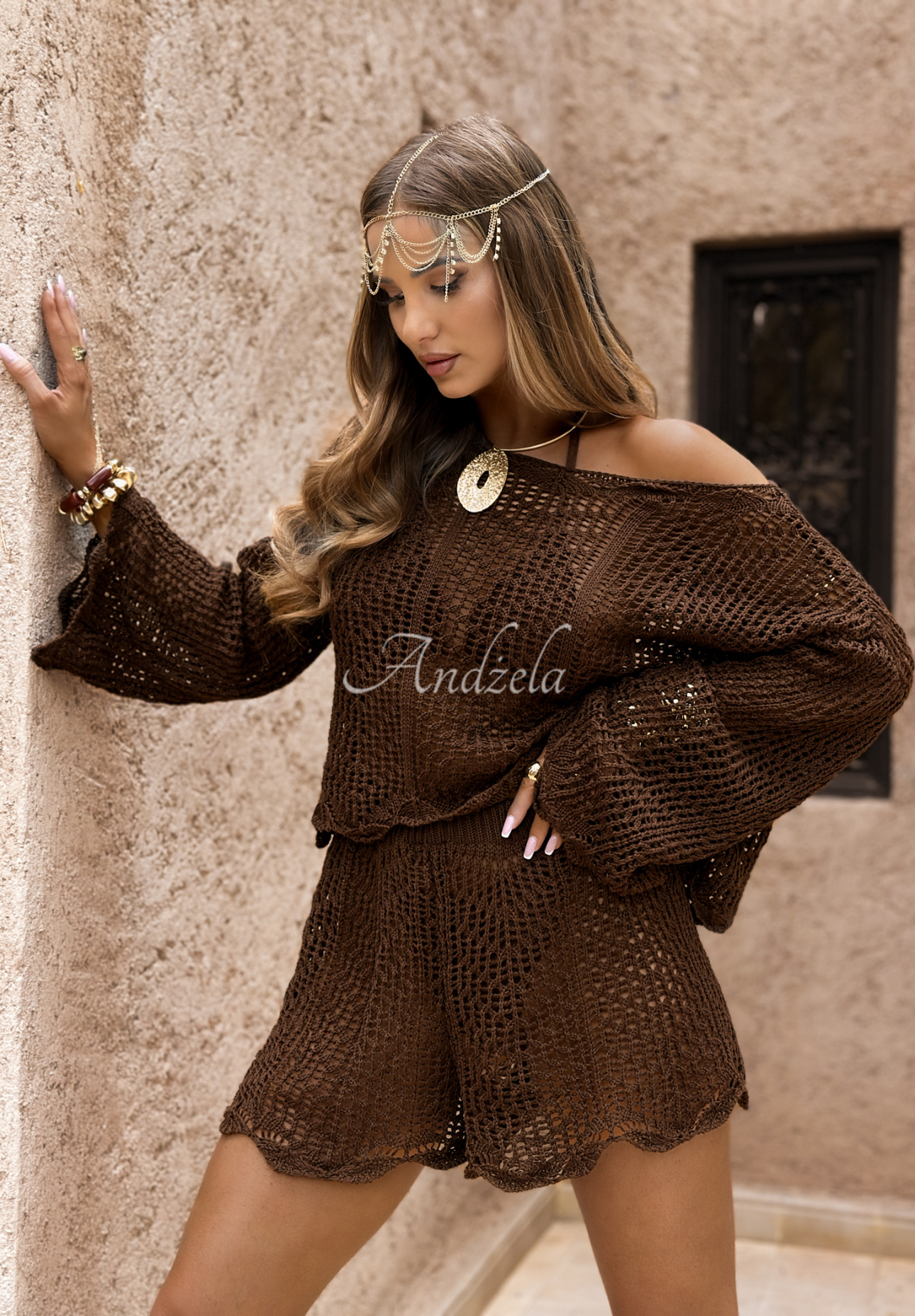 Kurzer Pullover mit Lochmuster boho Morocco by Agata Schokoladenbraun