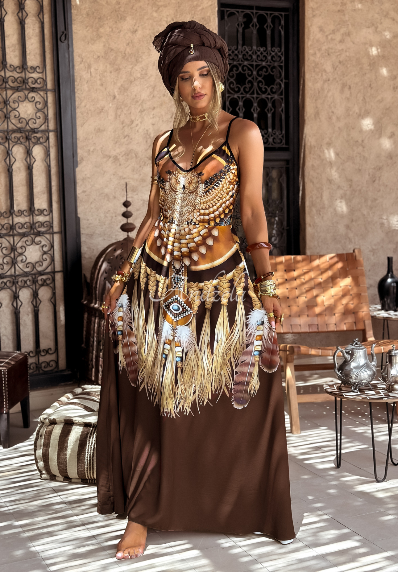 Gemustertes Kleid maxi mit Trägern Ananya Schokoladenbraun