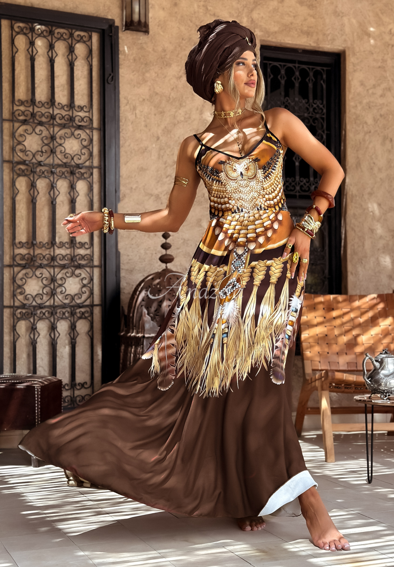 Gemustertes Kleid maxi mit Trägern Ananya Schokoladenbraun
