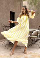 Sukienka Kleid im spanischen Stil w paski Steals The Show biało-Gelb