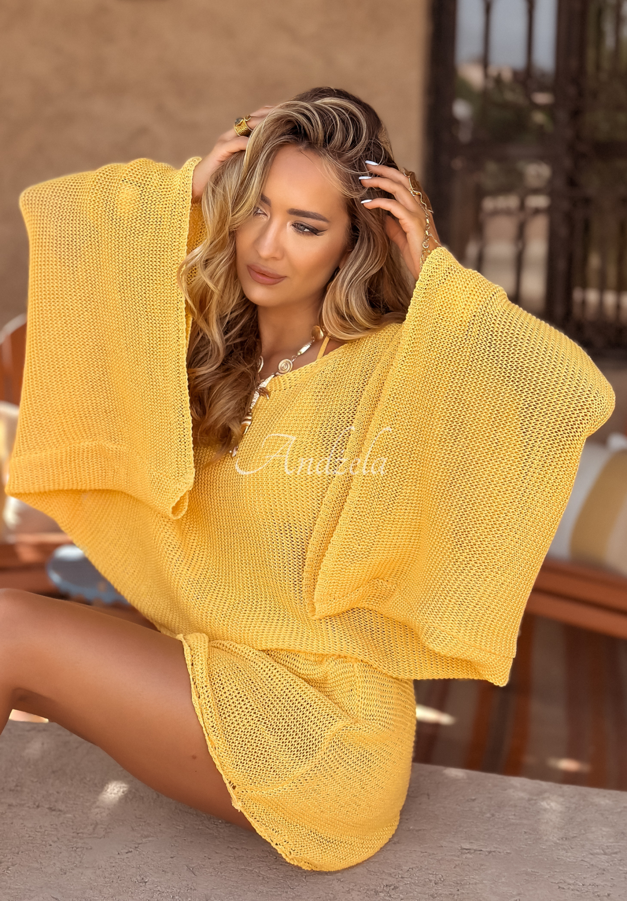 Kurzer durchbrochener Pullover mit weiten Ärmeln boho Agafay Desert Bananengelb
