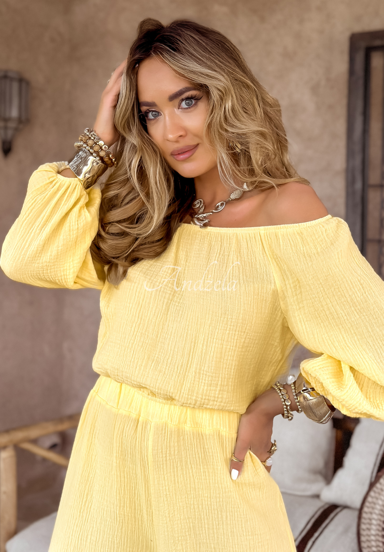 Musselinbluse im spanischen Stil Malta Bananengelb