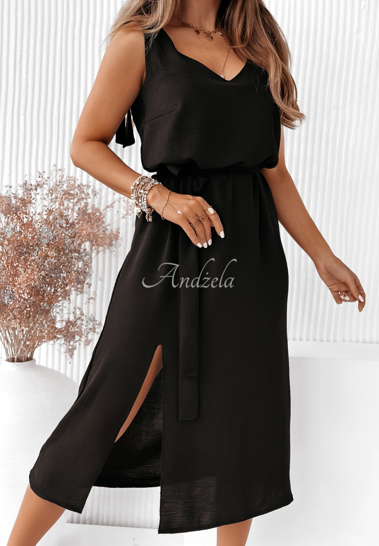 Kleid mit Schlitz Love That Feeling Schwarz